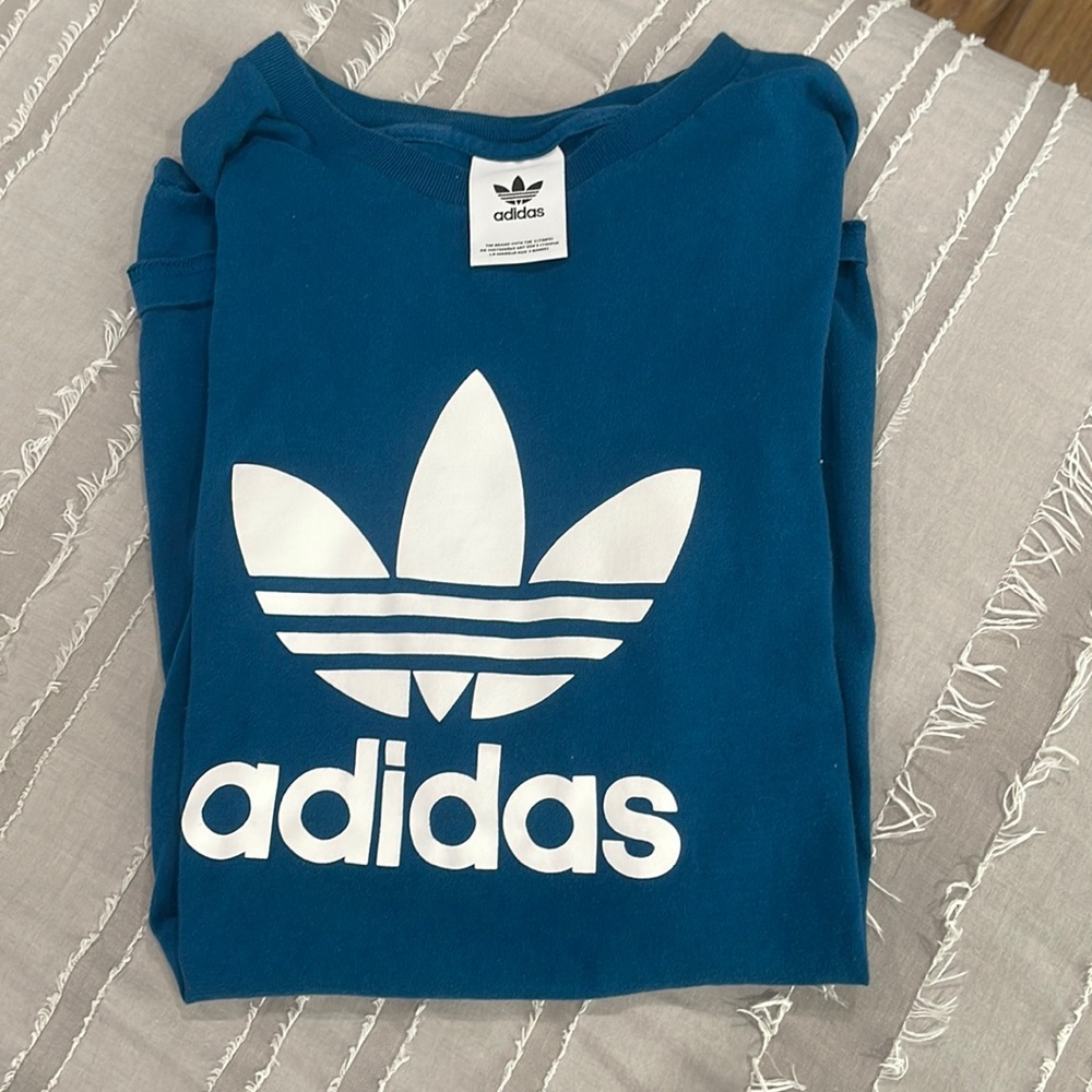men’s t-shirt